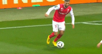 开云APP下载-【法甲】梅西缺阵内马尔替补 拉莫斯染红 巴黎客平