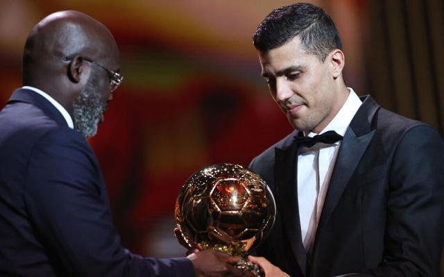 1731225701545035858.jpg 《法国足球》专访罗德里全文:力量来源于稳定性